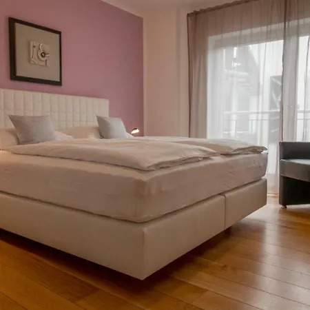 Appartement Ferienapartments Am Steinfelder Hof *
