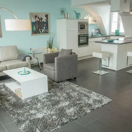 フェーリエンアパートメンツ アム シュタインフェルダー ホフ