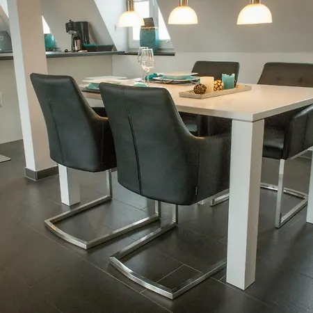 フェーリエンアパートメンツ アム シュタインフェルダー ホフ バート・ノイェンアール・アールヴァイラー