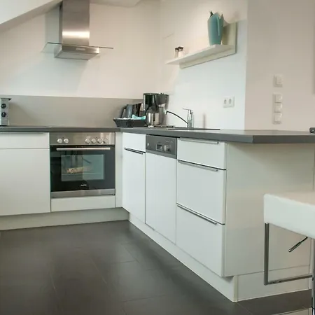 フェーリエンアパートメンツ アム シュタインフェルダー ホフ * バート・ノイェンアール・アールヴァイラー