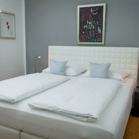 フェーリエンアパートメンツ アム シュタインフェルダー ホフ バート・ノイェンアール・アールヴァイラー