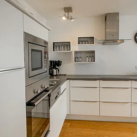 フェーリエンアパートメンツ アム シュタインフェルダー ホフ アパート *