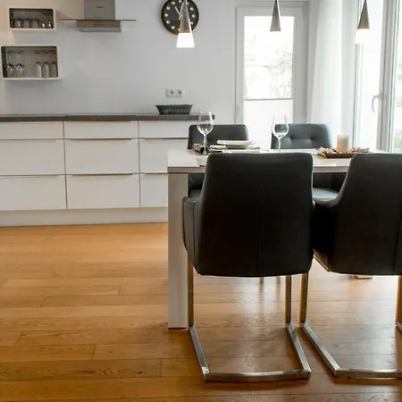 フェーリエンアパートメンツ アム シュタインフェルダー ホフ バート・ノイェンアール・アールヴァイラー