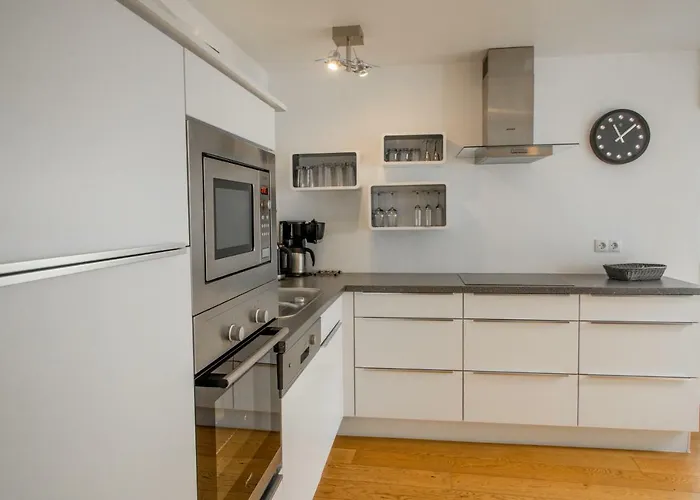 菲尔德霍夫公寓 公寓 *