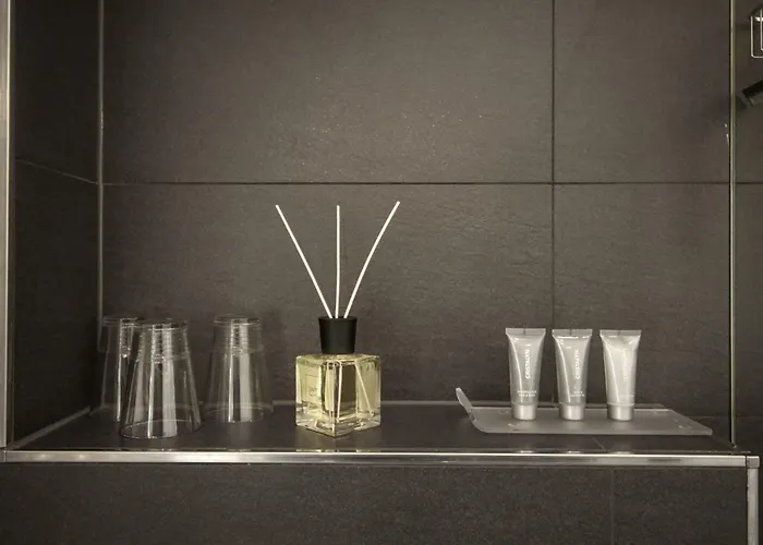 菲尔德霍夫公寓 公寓 *